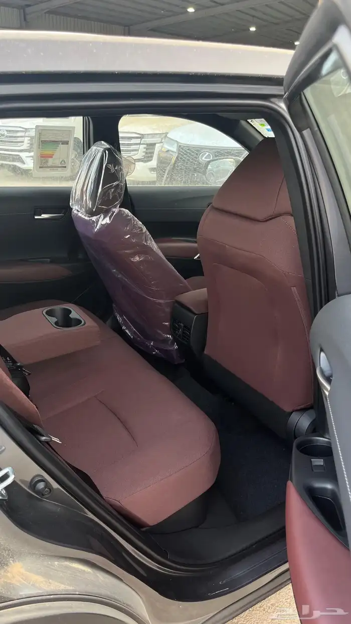 تويوتا كورلا كروس LE هايبرد 2025 5