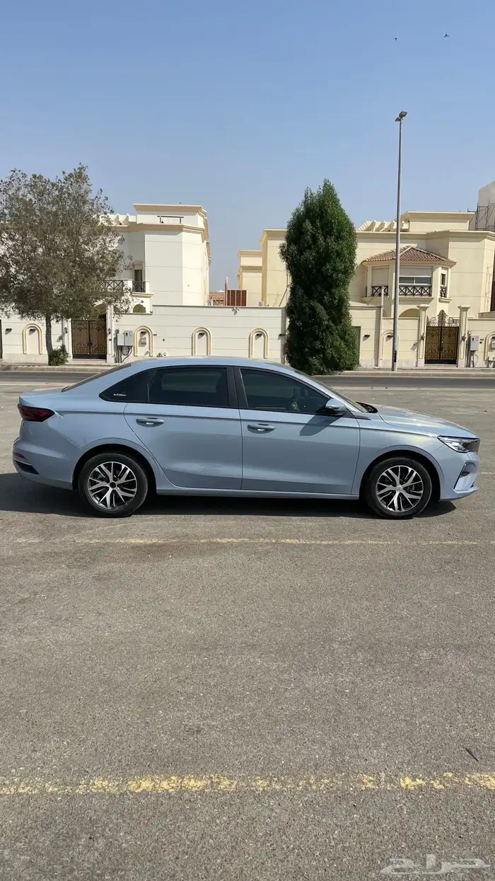 جيلي امجراند 7 موديل 2024 نص فل ضمان وصيانة مجانية 4