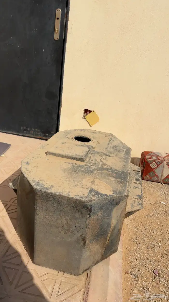 خزان جديد يشيل 130 لتر مفصله من الزلفي يتركب ورا المقعده 1