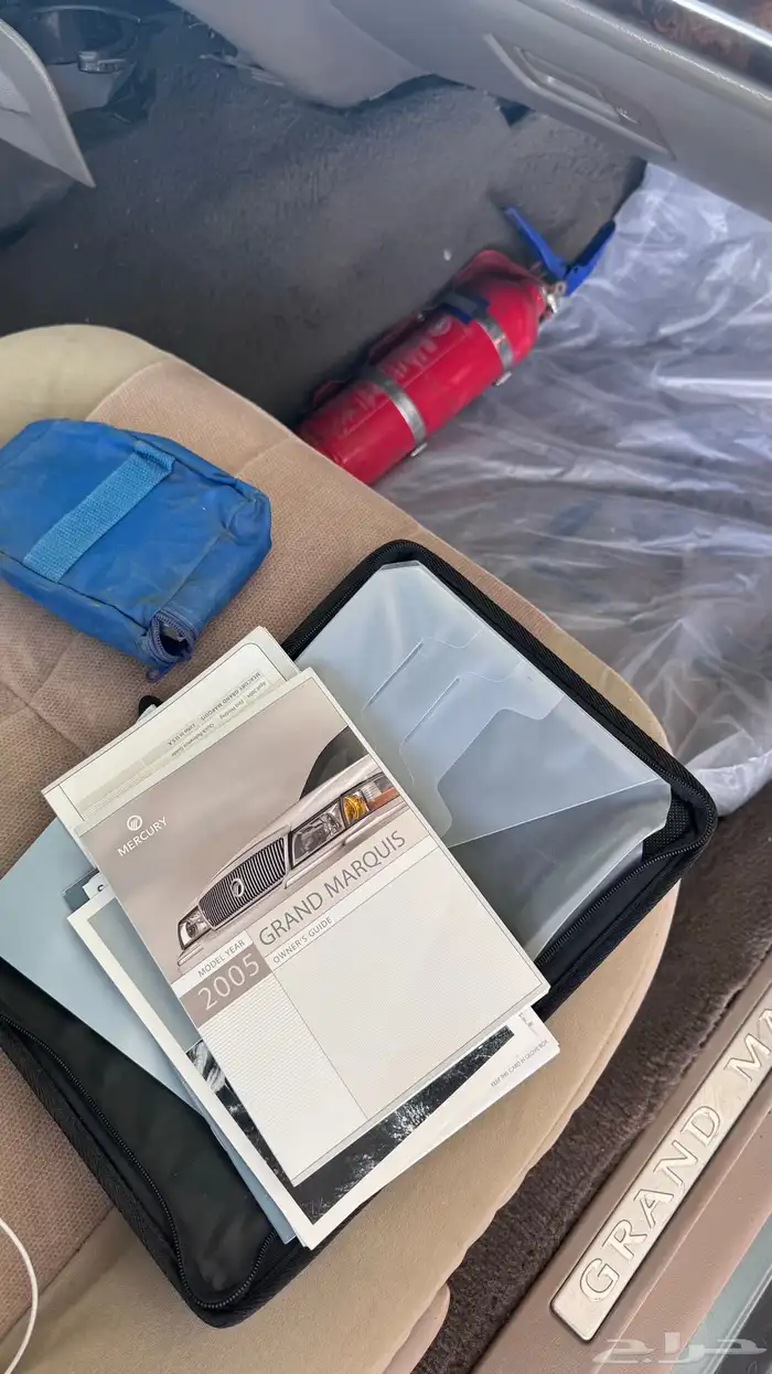 للبيع فورد 2005 ماركيز 5