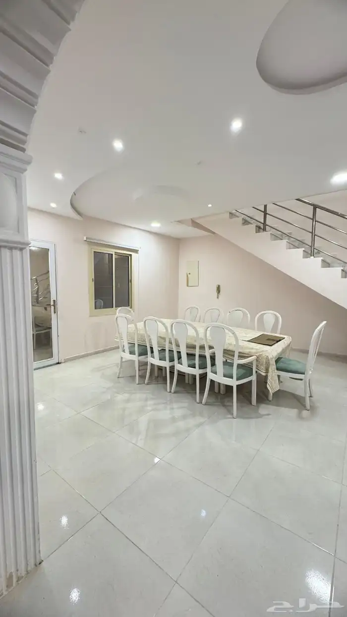 فيلا مفروشة بالكامل في حي المروج جدة للاستثمار 5