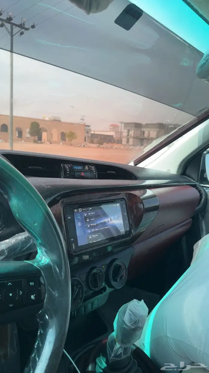 شاشه هايلكس تركب لجميع المديلات 1