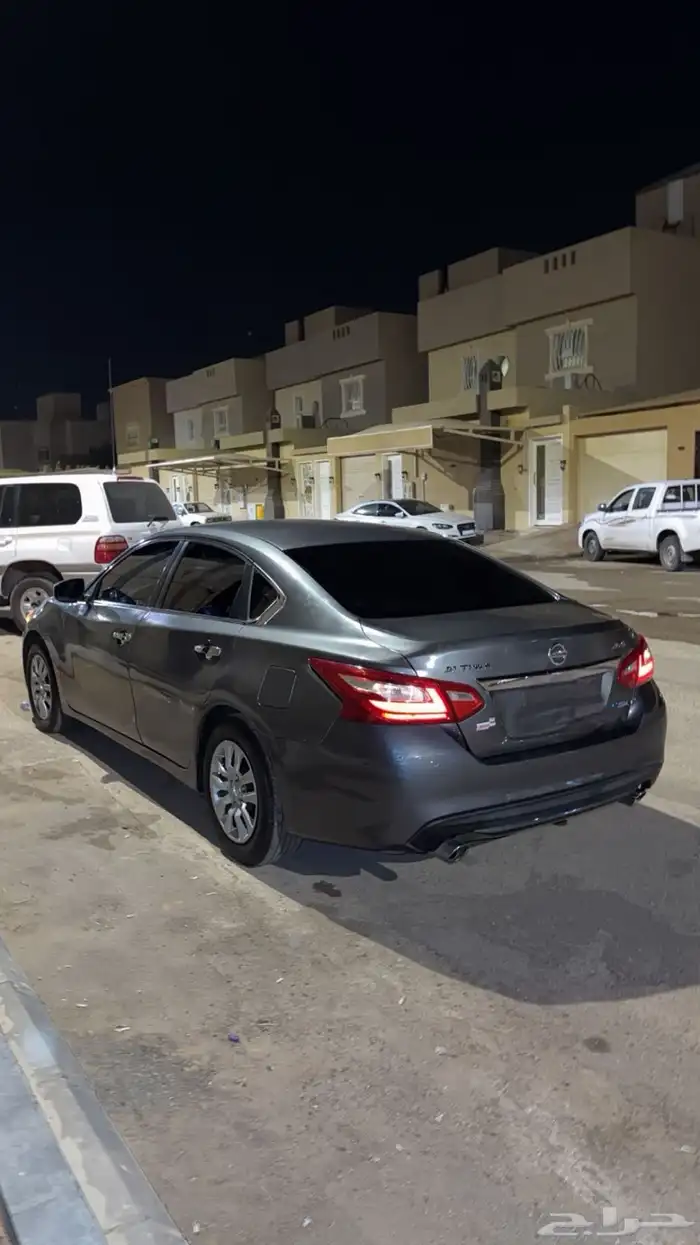 نيسان التيما2017 1