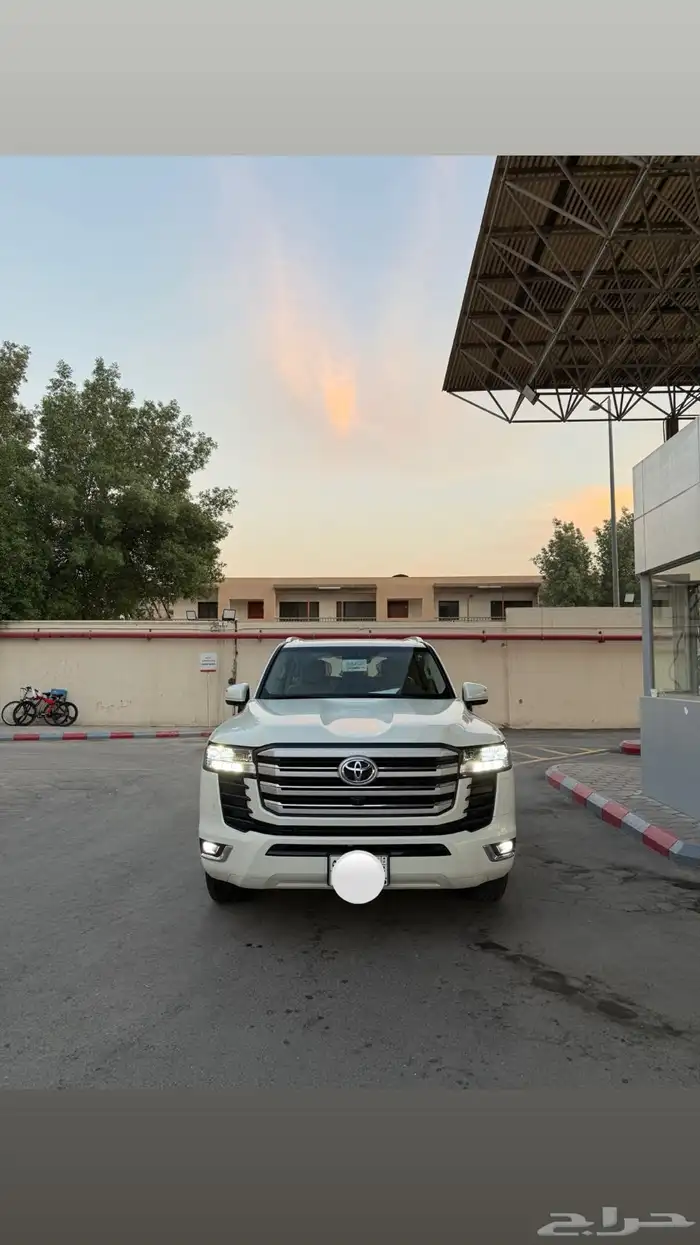 تويوتا لاندكروزر 2024 3