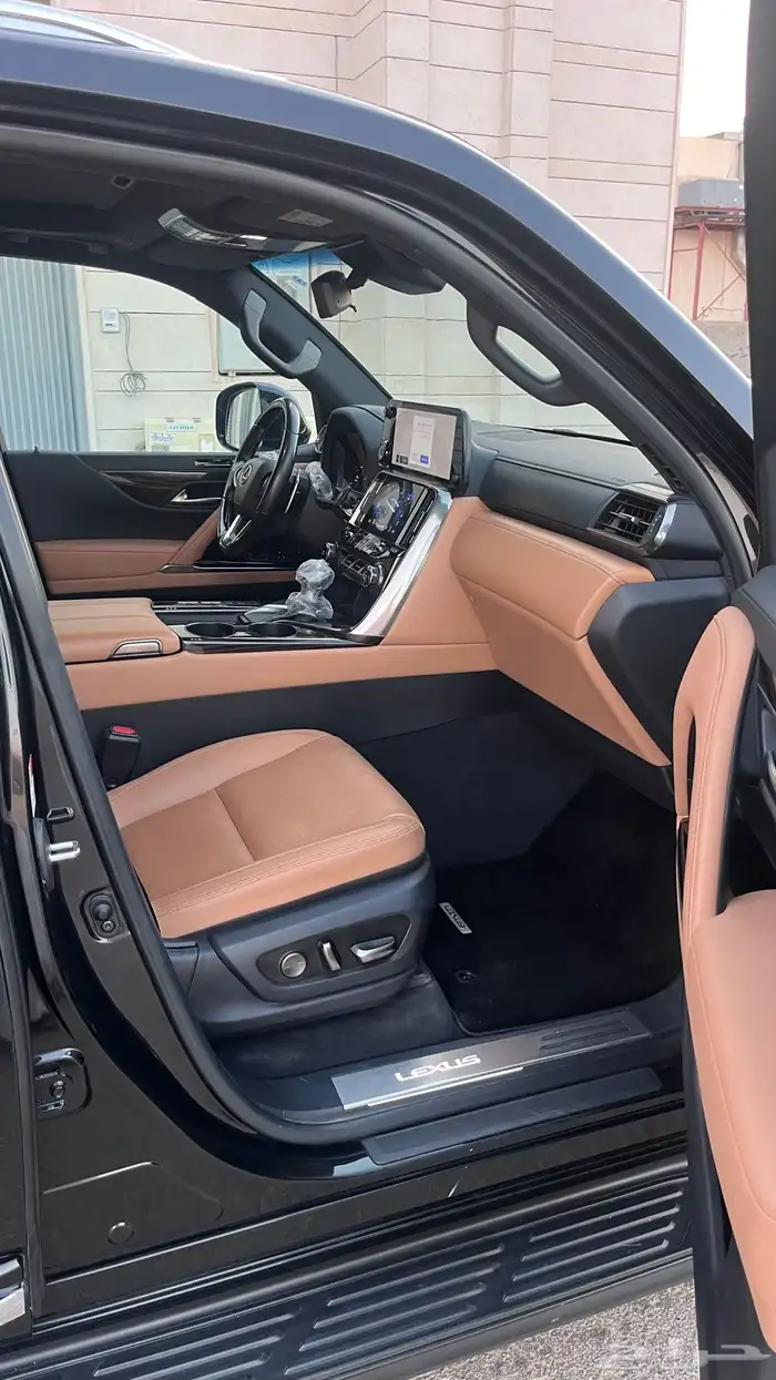 لكزس BB 2023 سعودي 4