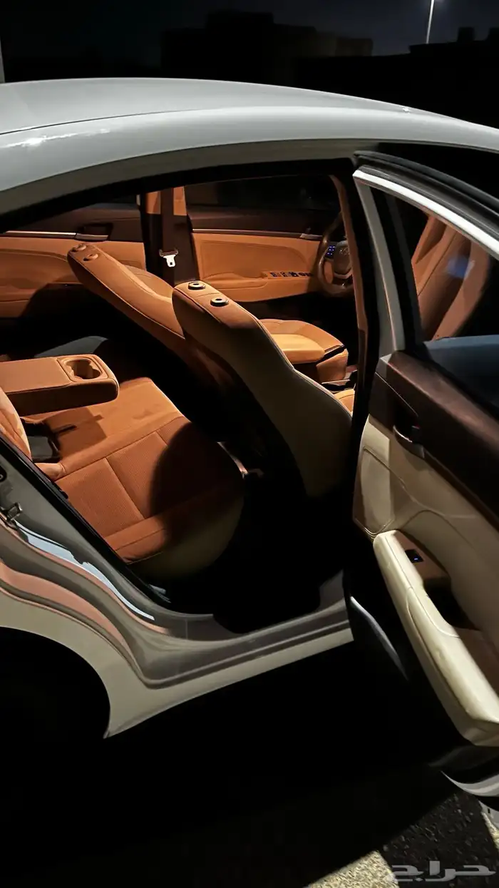 الانترا 2.0 موديل 17 3