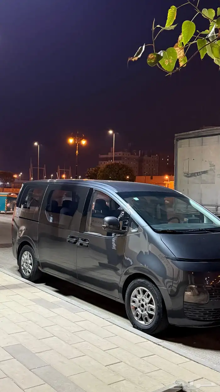 هيونداي ستاريا 2