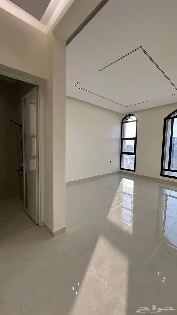 للبيع فله في الخرج حي الواحه 20