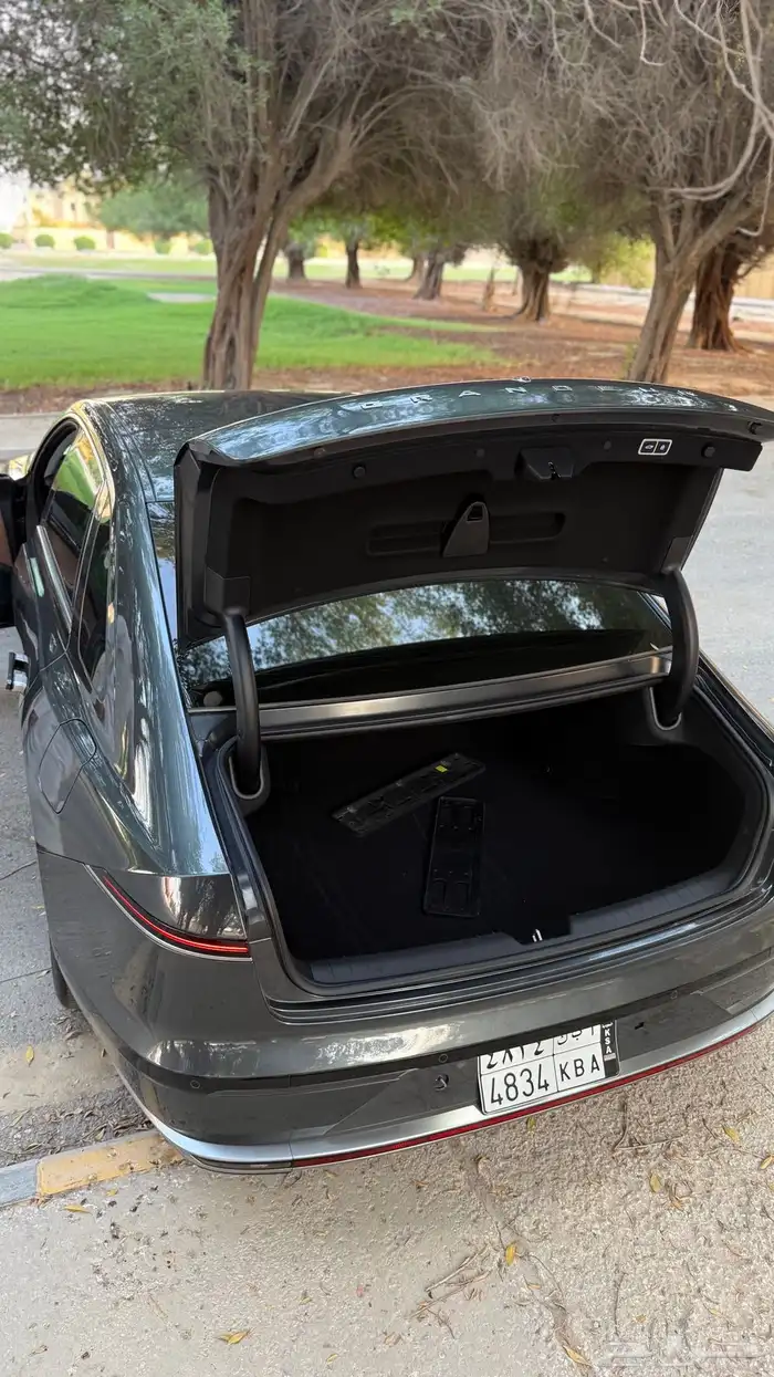 هيونداي ازيرا -2023 - كلاسيك - وارد كوريا - شبه وكالة 34