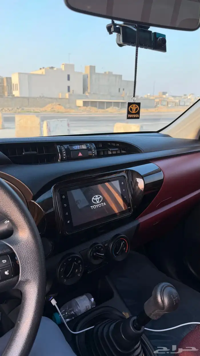 هايلوكس 2025 بنزين 8