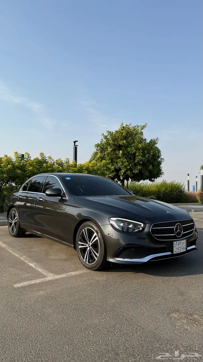 مرسيدس E250 2021 (نظيف جدا) رمادي غامق 0