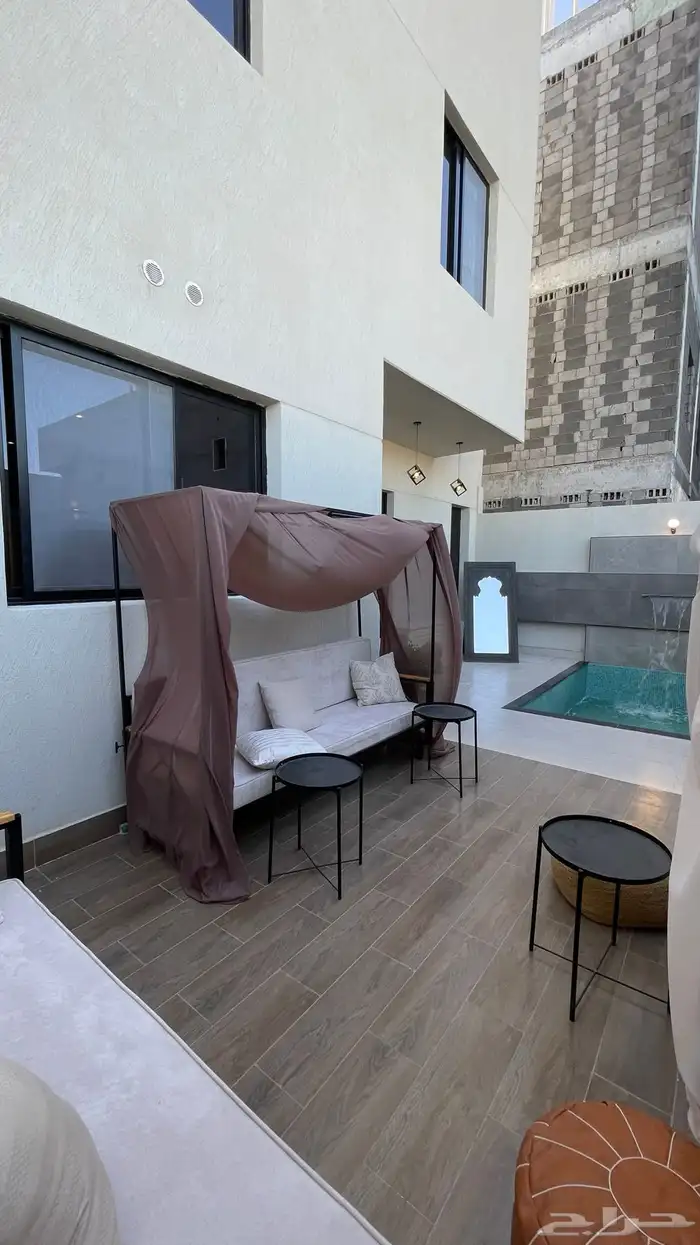 فلة للبيع واحة الشرقية ( الشعلة ) 30