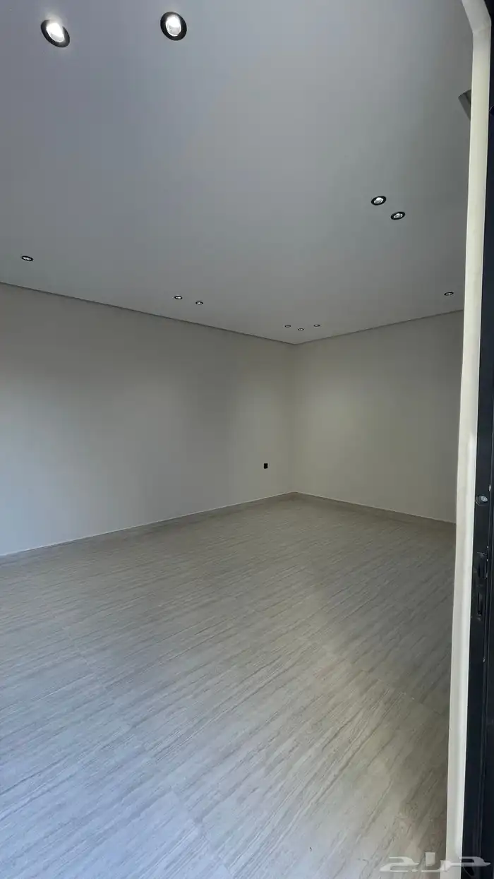 فلة للبيع واحة الشرقية ( الشعلة ) 7