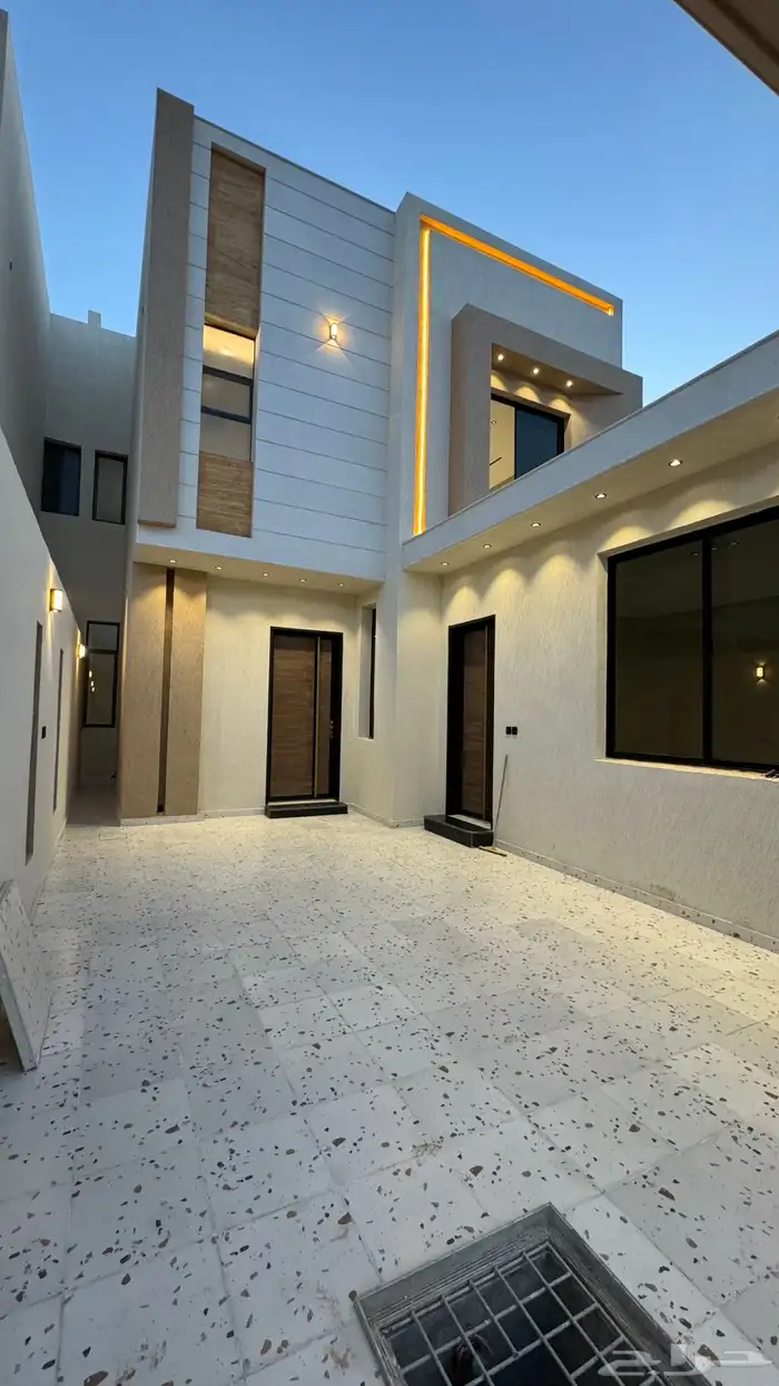 للبيع فيلا في حي الملك عبدالله بالمجمعة 1