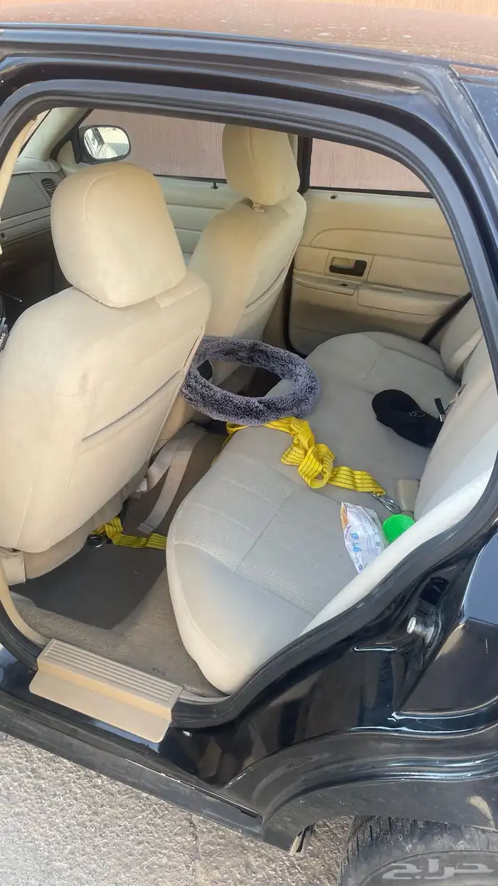 فورد 2010 بوليسي 6