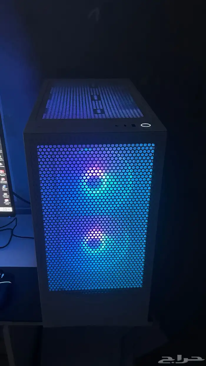 بي سي قيمنق للبيع 1