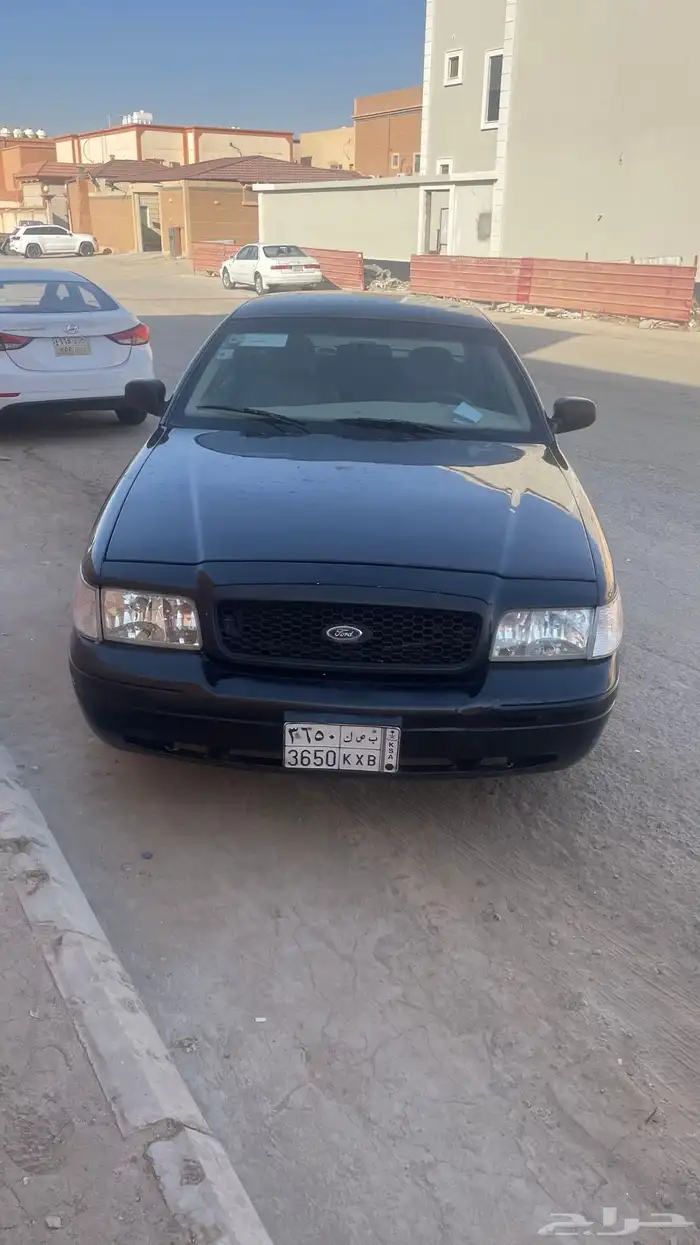 فورد 2010 بوليسي 12