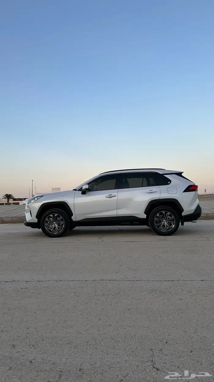 راف فور 2025 نص فل دبل شبه جديد وكالة ممشي قليل 0