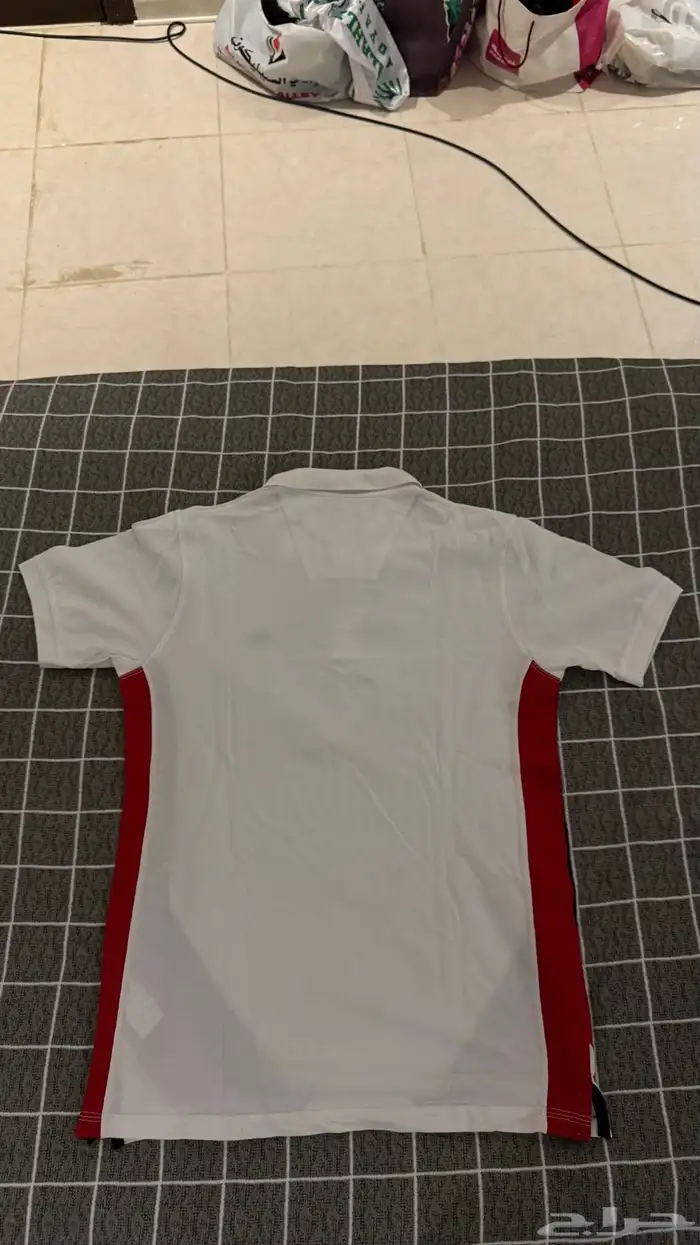 تيشيرت ابيض مستعمل مقاس L 1