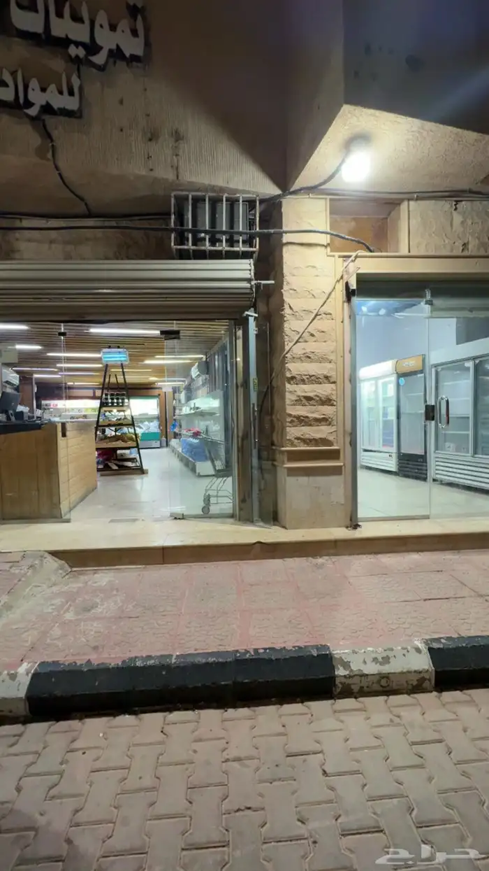 للبيع محل3فتحات 2