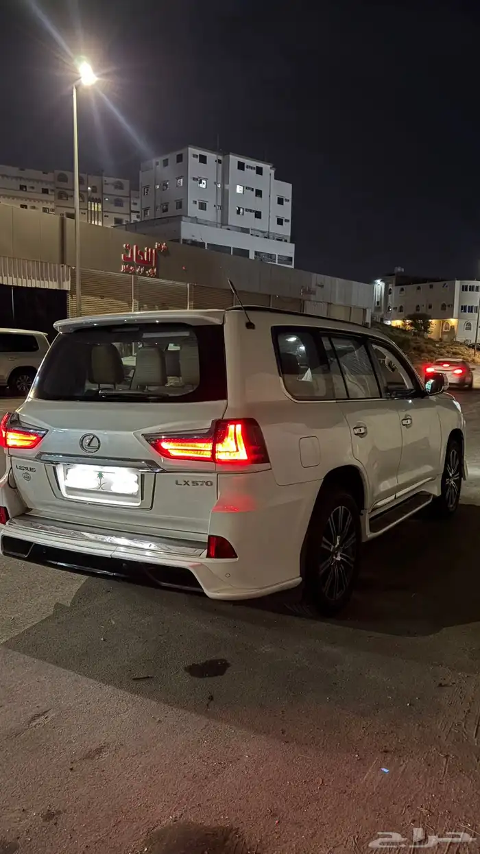 جيب لكزس 2008 LX570 12