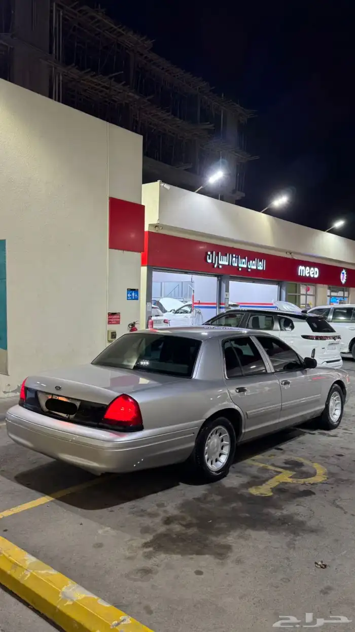 فورد فكتوريا مديل 1999 3