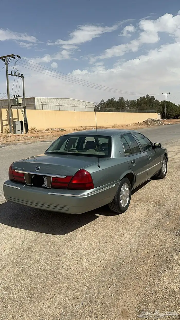 للبيع فورد 2005 ماركيز 1