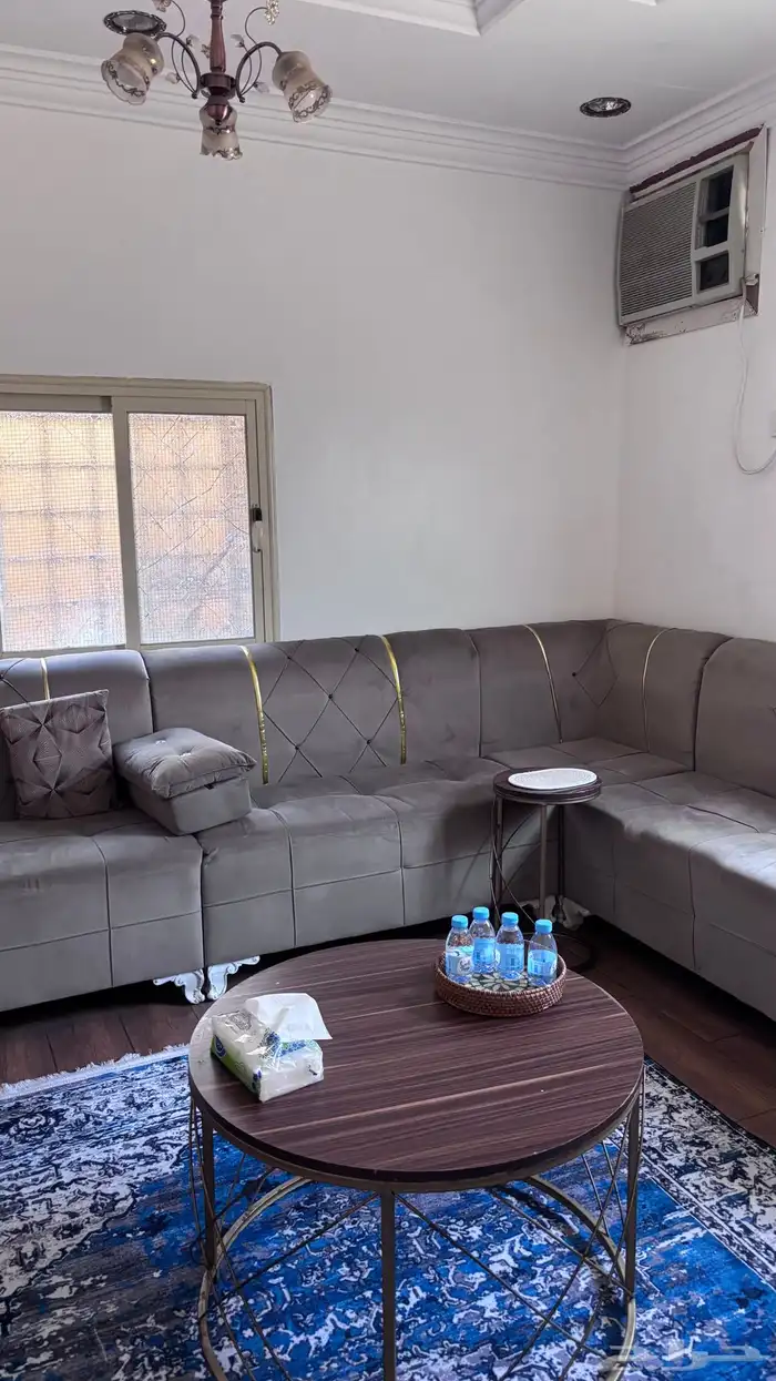 كنب مرتفع لون رمادي 2