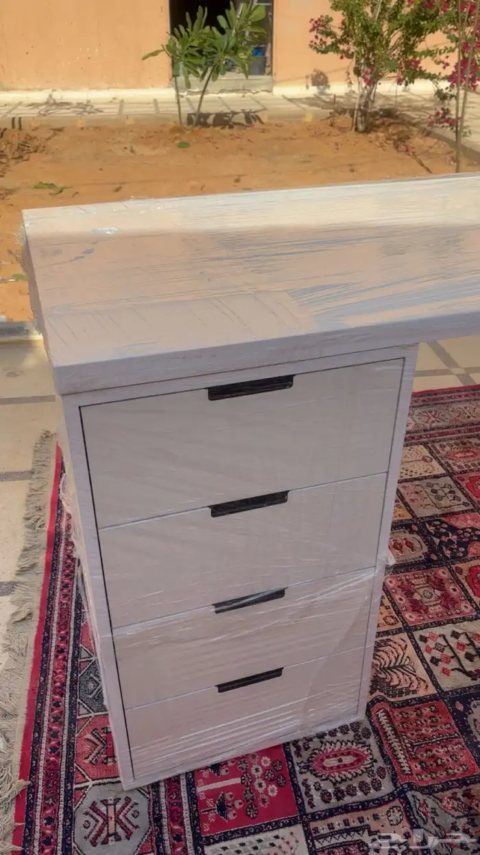 طاوله قيمنق يوجد توصيل 1