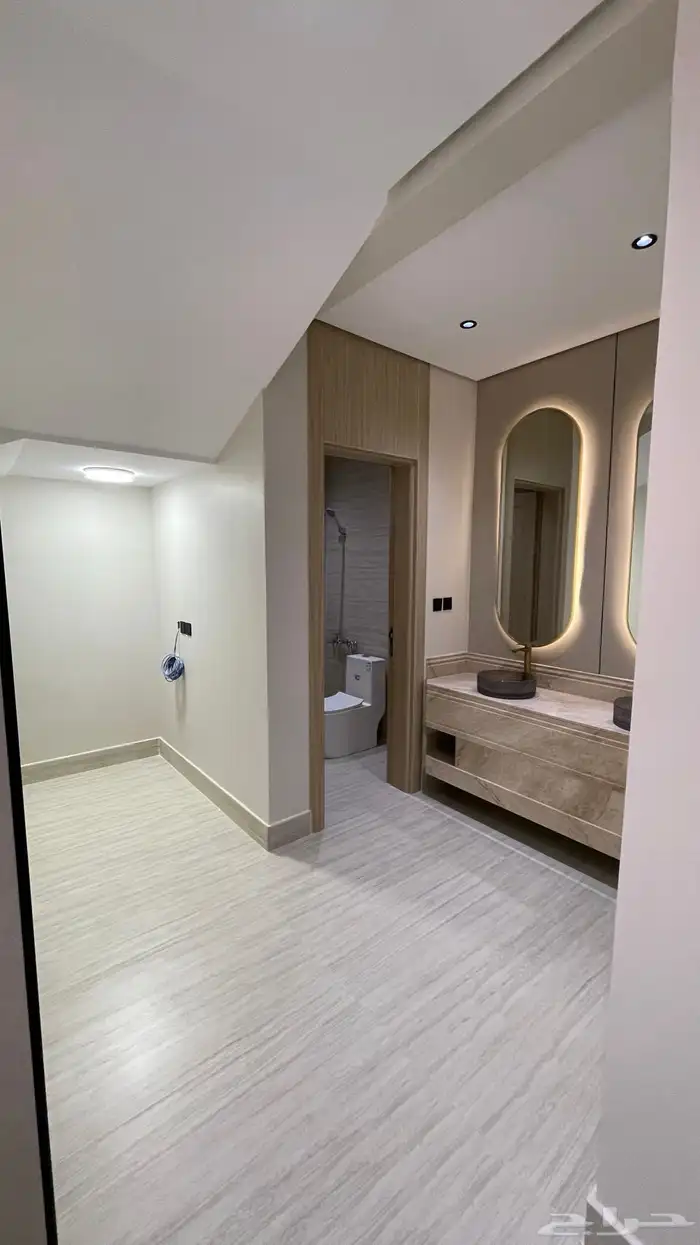 فلة للبيع واحة الشرقية ( الشعلة ) 17