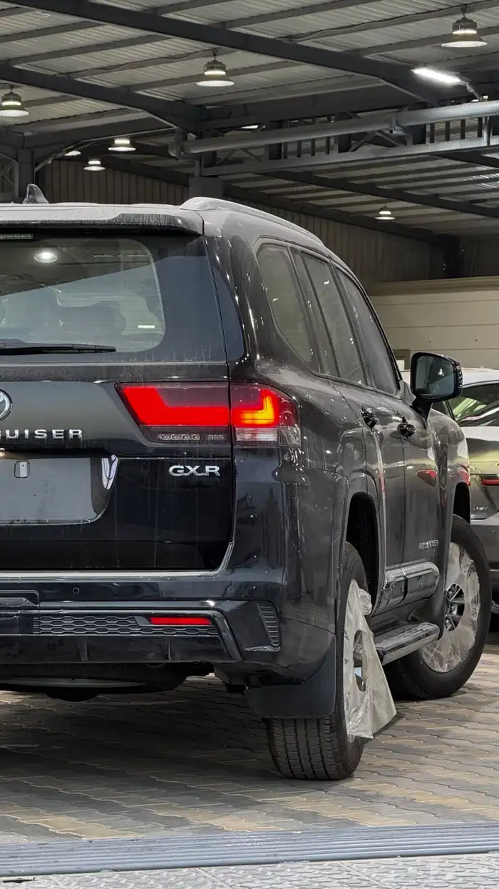 تويوتا لاندكروزر GXR SL5 خليجي 2025 - 327.500 4