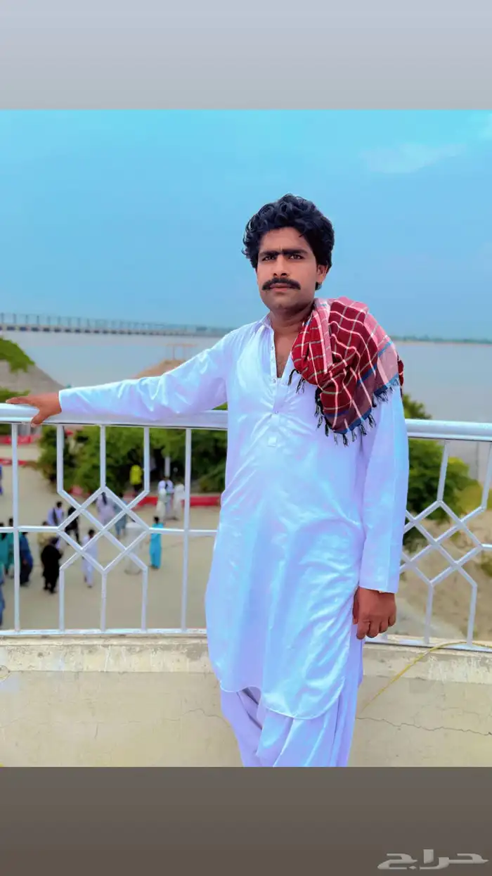 انا ابغا شغل انا سواق 0