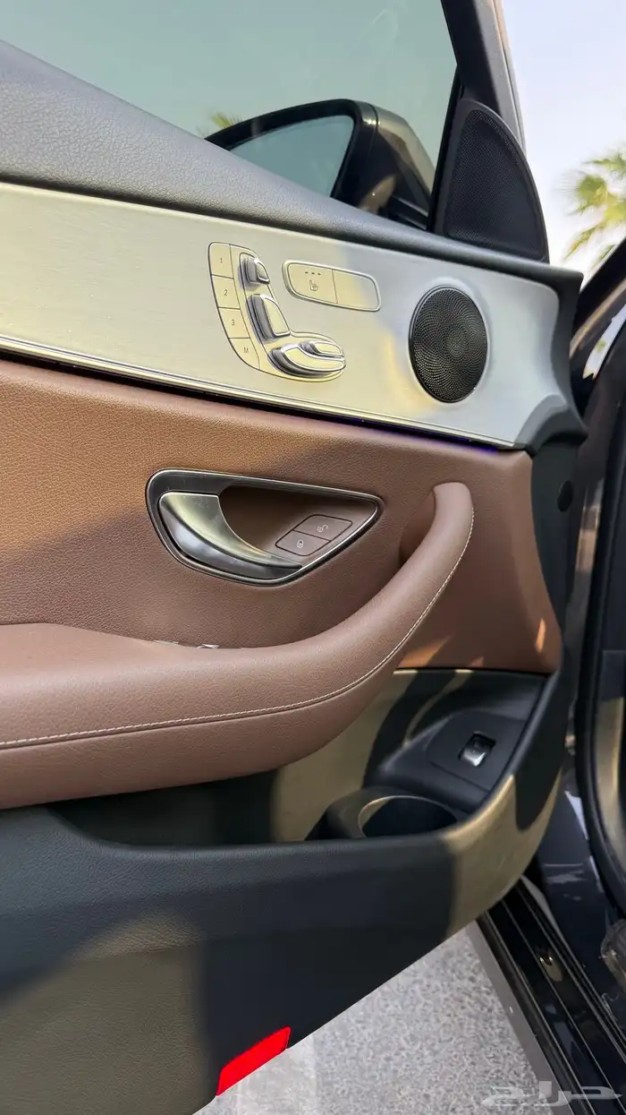 مرسيدس E250 2021 (نظيف جدا) رمادي غامق 7