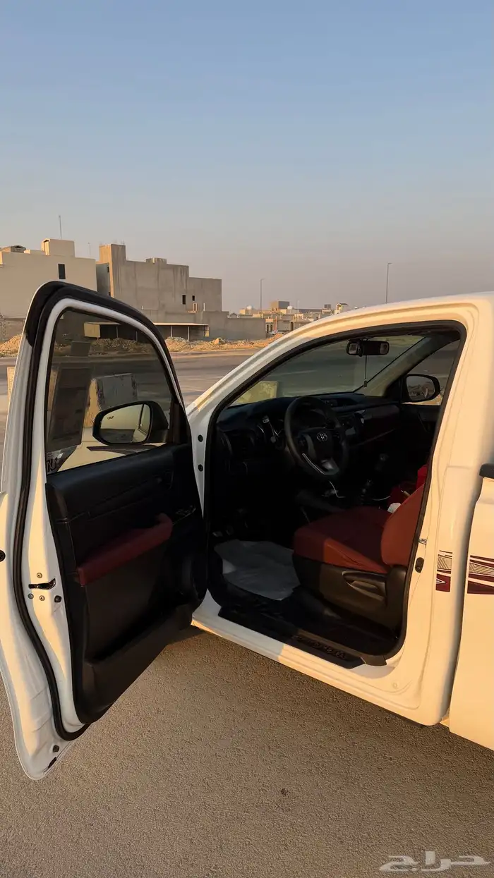 هايلوكس 2025 بنزين 2