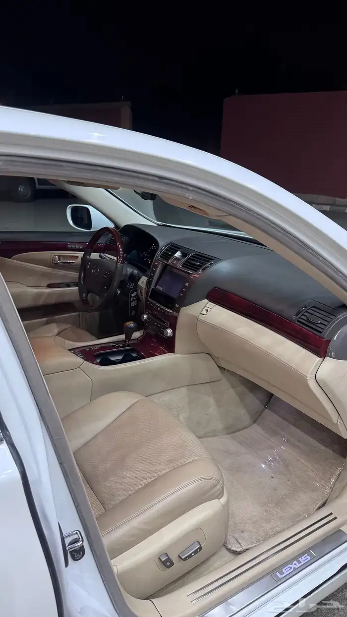 لكزس 2010 فل كامل في اي بي 7