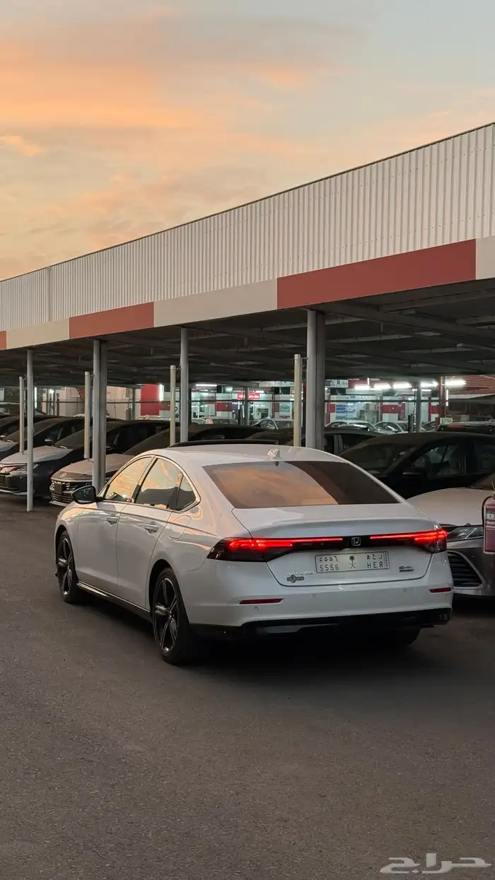 هوندا اكورد 2023 هايبرد EX-L فل كامل عداد 36 الف 8