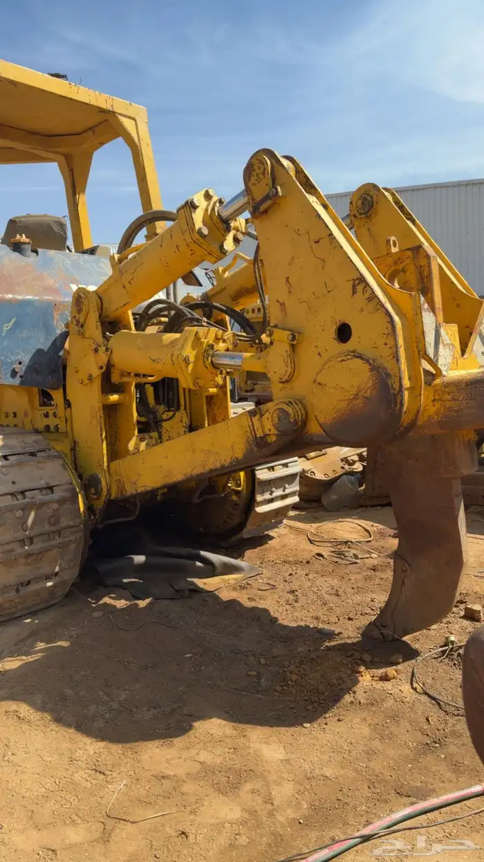 للبيع بلدوزر 155 خط ازرق 7