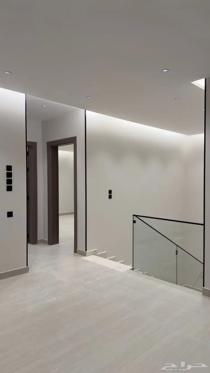 فلل للبيع الحلقه الشرقيه بمساحات غرف واسعه 8