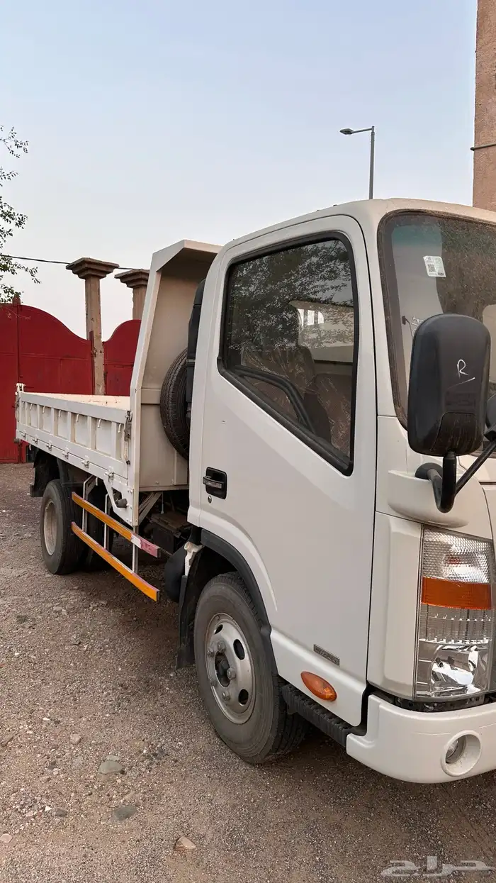 قلاب جاك 3 طن 2022 شبه جديد 4