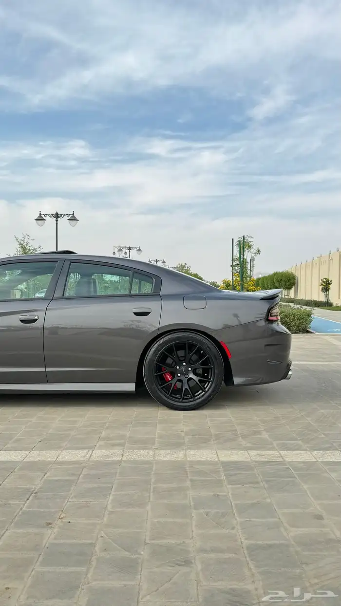 تشارجر SRT قمة النظافه 3