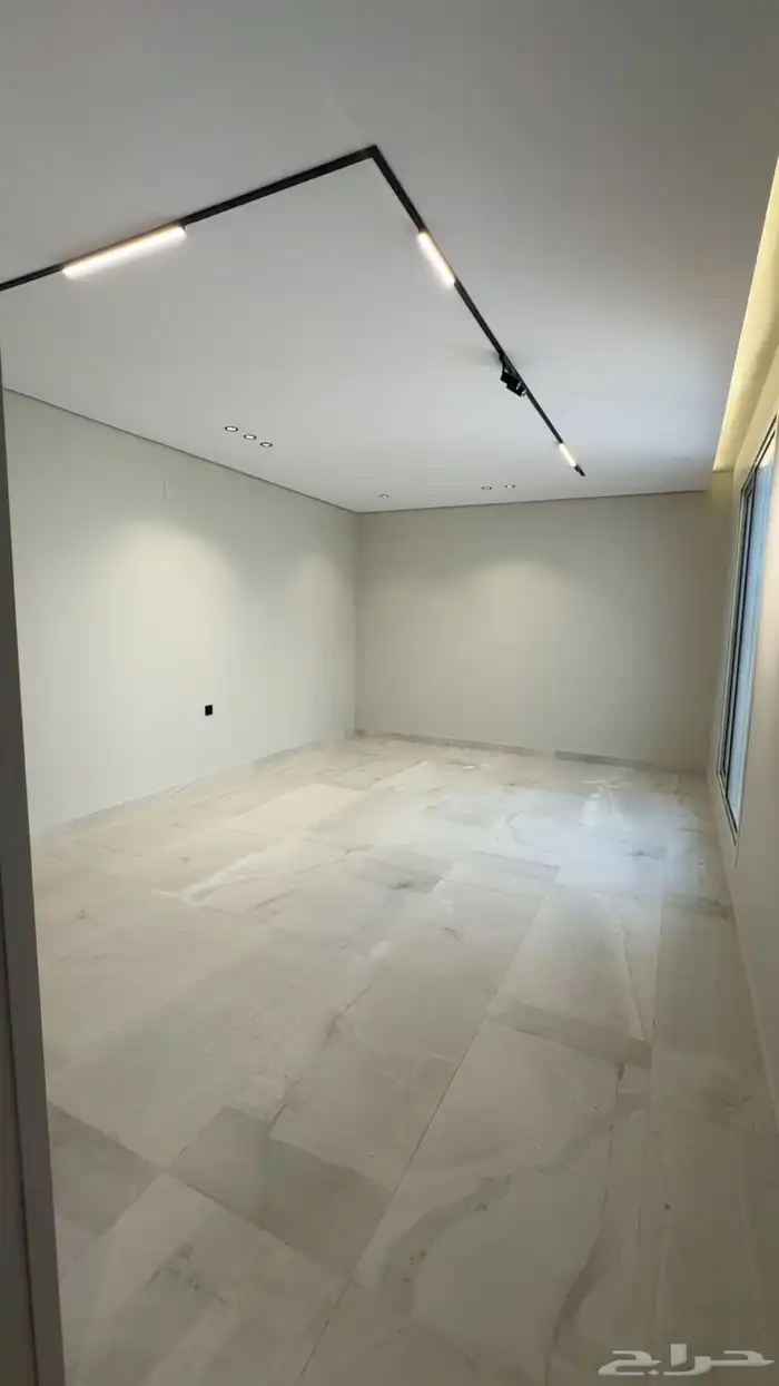 ملحق 7 وصالة تشطيب عالي 16