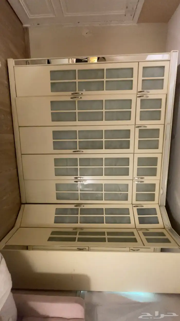 دولاب زاويه كبير 1