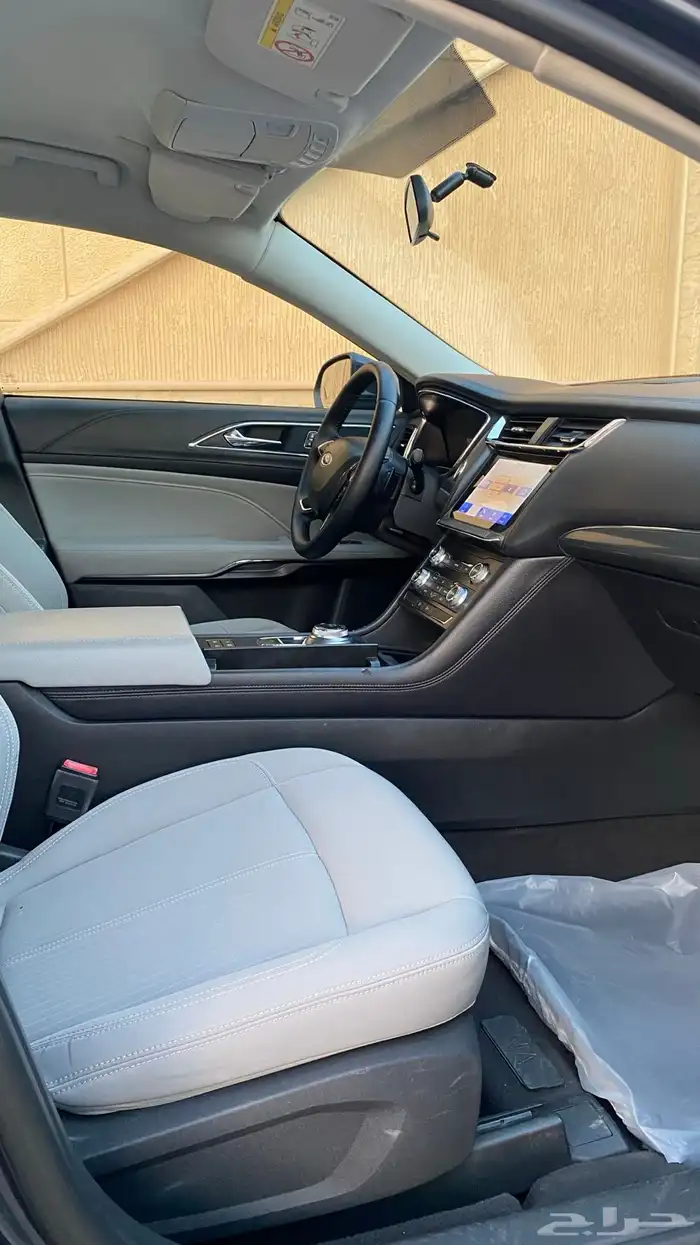 فورد تورس 2020 نص فل نظيف للبيع 9