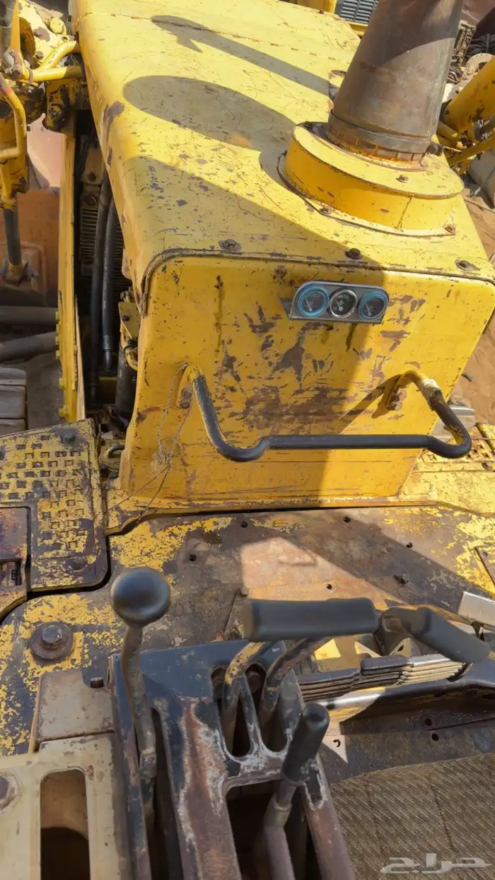 للبيع بلدوزر 155 خط ازرق 13