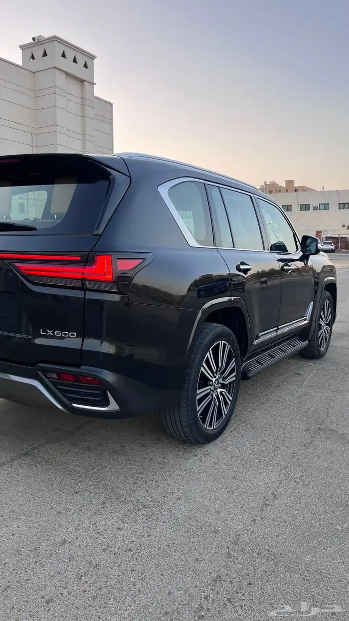 لكزس BB 2023 سعودي 11