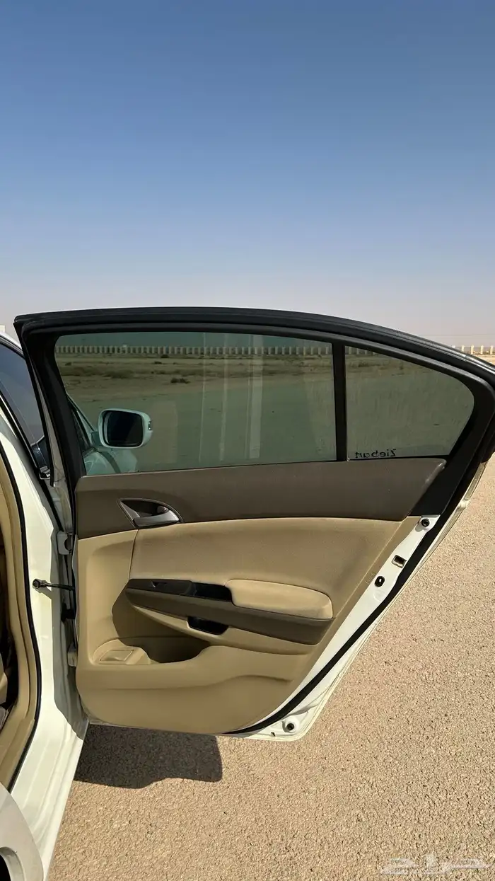 اكورد سبيشل 2010 26