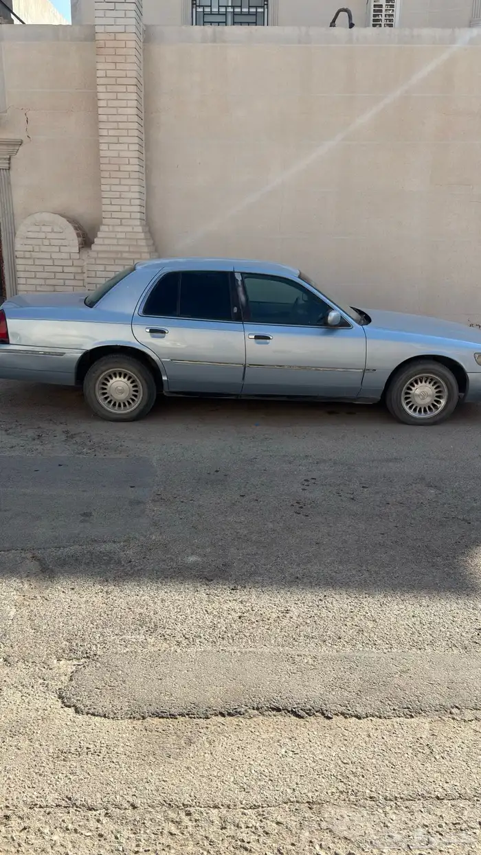 فورد ماركيز 2000 للبيع 3