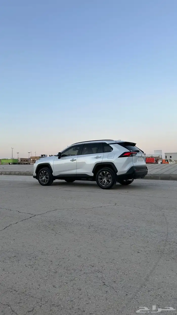 راف فور 2025 نص فل دبل شبه جديد وكالة ممشي قليل 12