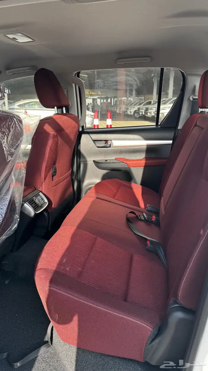 تويوتا هايلكس غمارتين GLX S دبل تماتيك مفتاح 2025 - 125.000 8