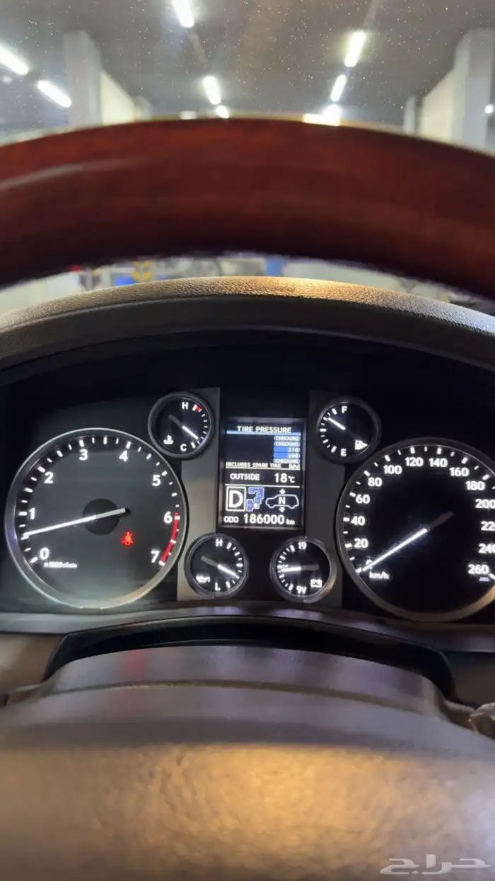 جيب لكزس 2015 ممشى قليل 1